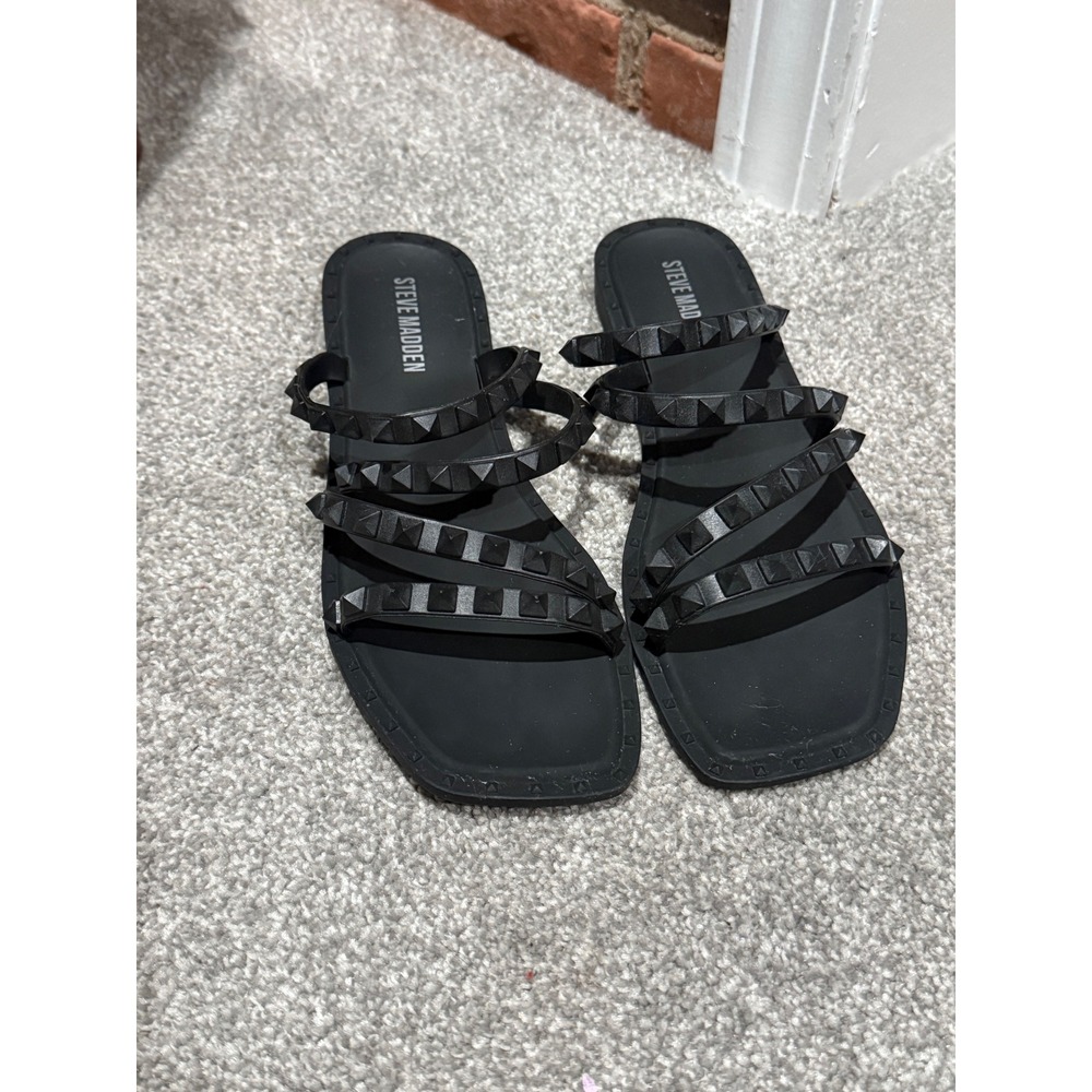 New Steve Madden Skyler-J Black Sandal MSRP $49.99 worn once
